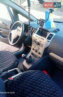 Минивэн Opel Zafira 2008 в 