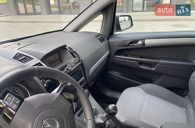Мінівен Opel Zafira 2012 в 