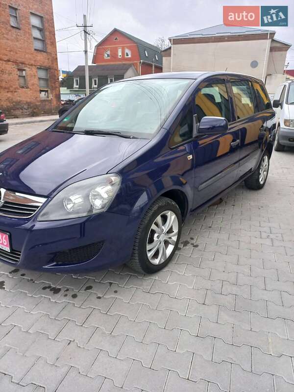 Мінівен Opel Zafira 2010 в Бару