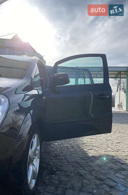 Мінівен Opel Zafira 2009 в 