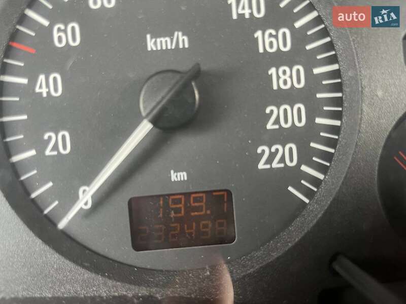 Мінівен Opel Zafira 2005 в Кременчуці