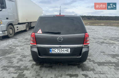 Минивэн Opel Zafira 2009 в 