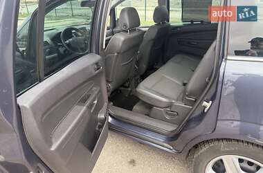 Минивэн Opel Zafira 2008 в 