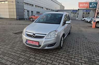 Минивэн Opel Zafira 2009 в 