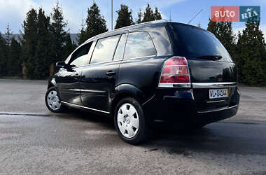 Минивэн Opel Zafira 2006 в 