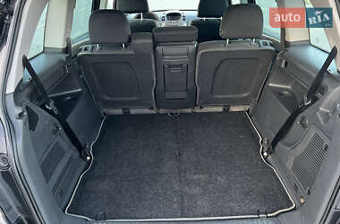 Минивэн Opel Zafira 2006 в 