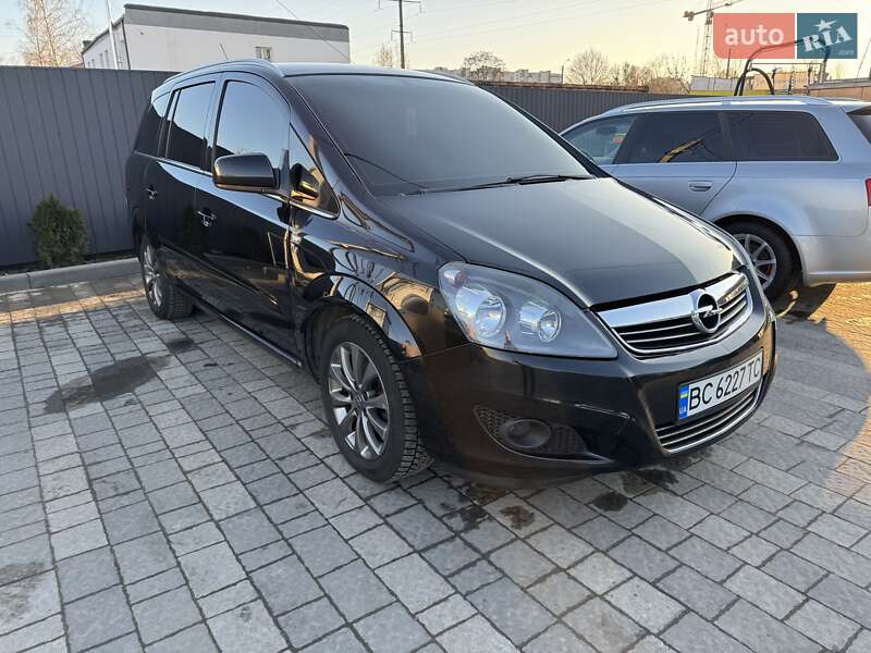 Минивэн Opel Zafira 2010 в Львове фото 24 Минивэн Opel Zafira 2010 в Львове