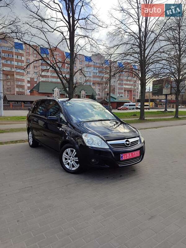 Минивэн Opel Zafira 2009 в Белой Церкви