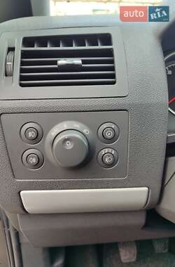 Минивэн Opel Zafira 2009 в 
