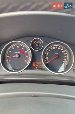 Минивэн Opel Zafira 2009 в 