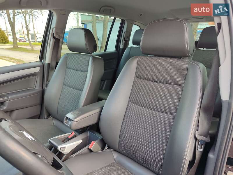 Минивэн Opel Zafira 2009 в Белой Церкви