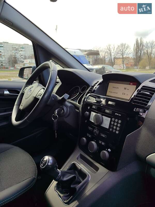 Минивэн Opel Zafira 2009 в Белой Церкви
