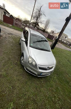 Мінівен Opel Zafira 2005 в 