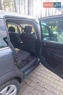 Минивэн Opel Zafira 2007 в 