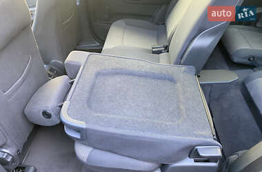 Минивэн Opel Zafira 2010 в 