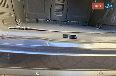 Минивэн Opel Zafira 2010 в 