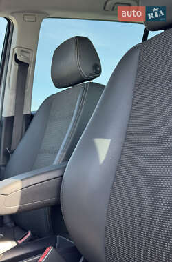 Мінівен Opel Zafira 2011 в 