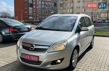 Минивэн Opel Zafira 2009 в Черновцах