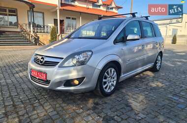 Минивэн Opel Zafira 2009 в 