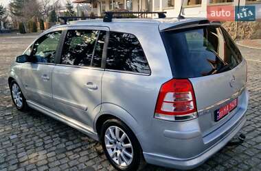 Минивэн Opel Zafira 2009 в 