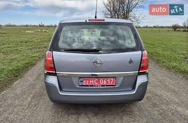 Минивэн Opel Zafira 2009 в 