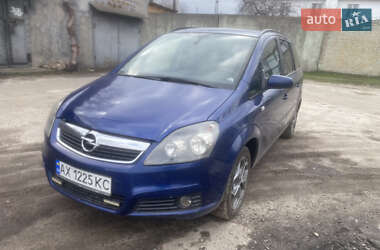 Минивэн Opel Zafira 2007 в 