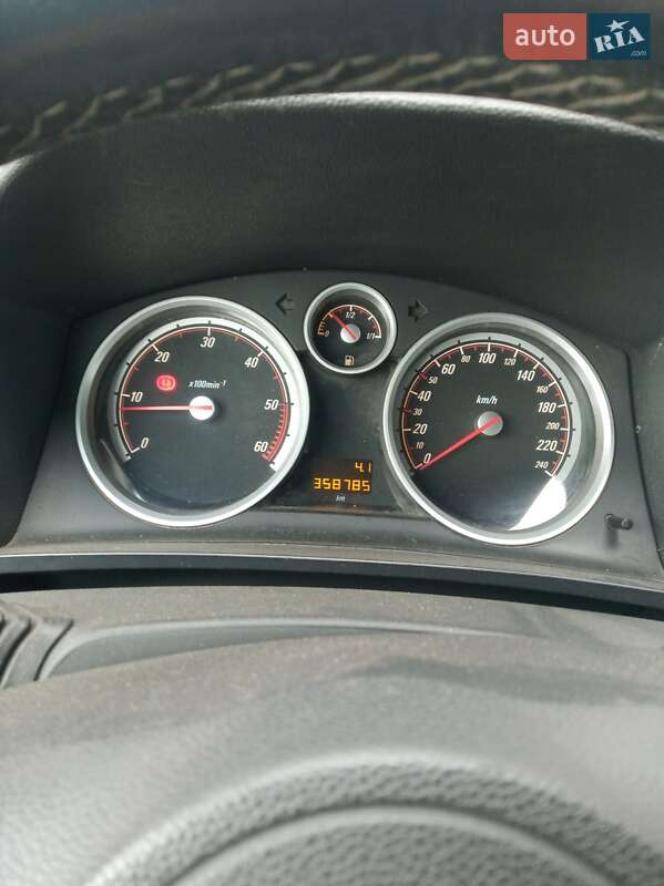 Минивэн Opel Zafira 2007 в Чугуеве фото 6 Минивэн Opel Zafira 2007 в Чугуеве