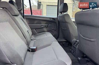Минивэн Opel Zafira 2013 в 