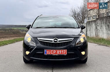Минивэн Opel Zafira 2013 в 