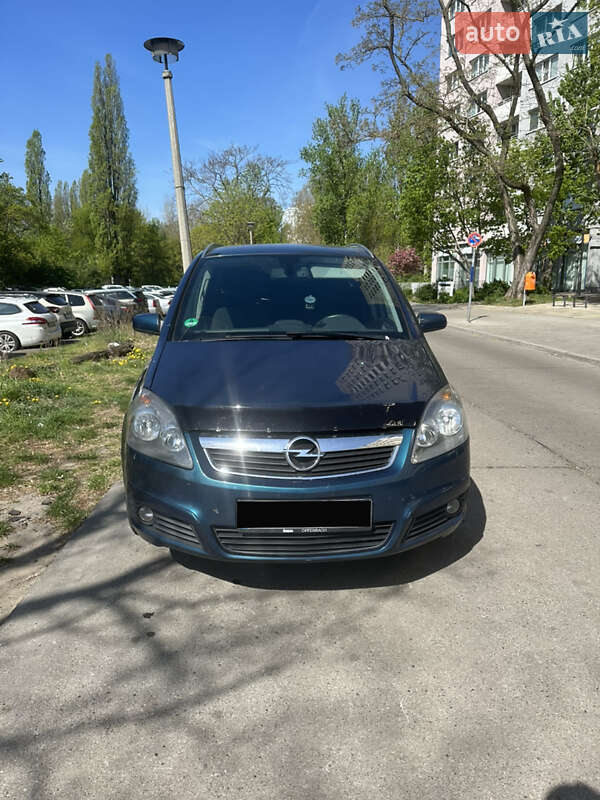 Мінівен Opel Zafira 2007 в 