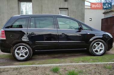 Минивэн Opel Zafira 2007 в 