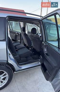 Минивэн Opel Zafira 2000 в 