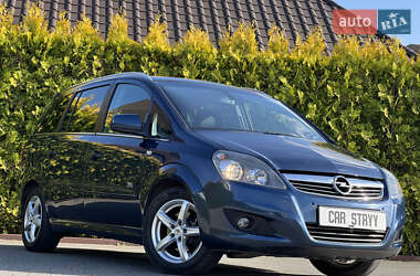Мінівен Opel Zafira 2011 в 