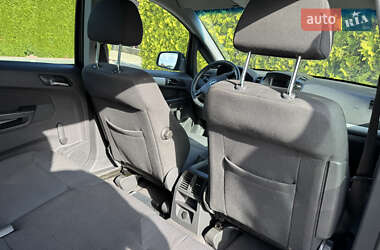 Мінівен Opel Zafira 2011 в 