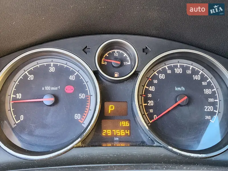 Минивэн Opel Zafira 2008 в 