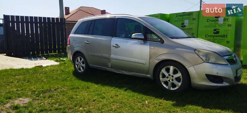 Минивэн Opel Zafira 2008 в Кагарлыке фото 14 Минивэн Opel Zafira 2008 в Кагарлыке