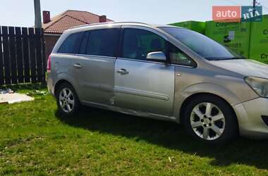 Минивэн Opel Zafira 2008 в 