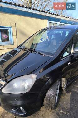 Минивэн Opel Zafira 2008 в 