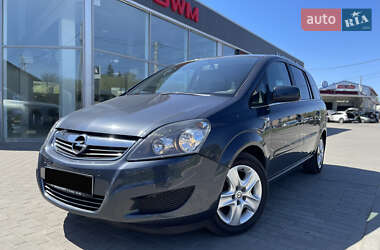 Мінівен Opel Zafira 2010 в Полтаві