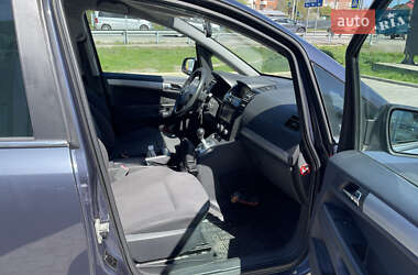 Мінівен Opel Zafira 2010 в 