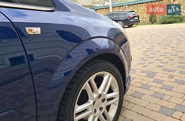 Минивэн Opel Zafira 2007 в 