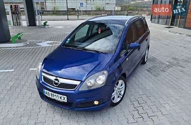 Минивэн Opel Zafira 2007 в 