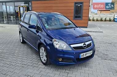 Минивэн Opel Zafira 2007 в 