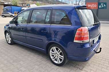 Минивэн Opel Zafira 2007 в 