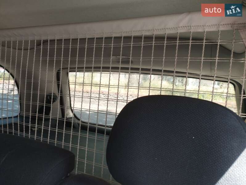 Минивэн Opel Zafira 2001 в Краматорске