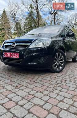 Мінівен Opel Zafira 2011 в 