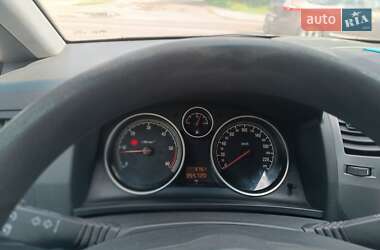 Минивэн Opel Zafira 2006 в 