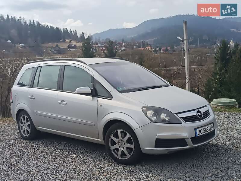 Минивэн Opel Zafira 2006 в 