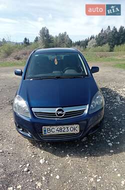 Минивэн Opel Zafira 2011 в 