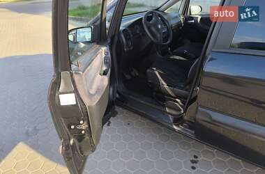 Минивэн Opel Zafira 2002 в 